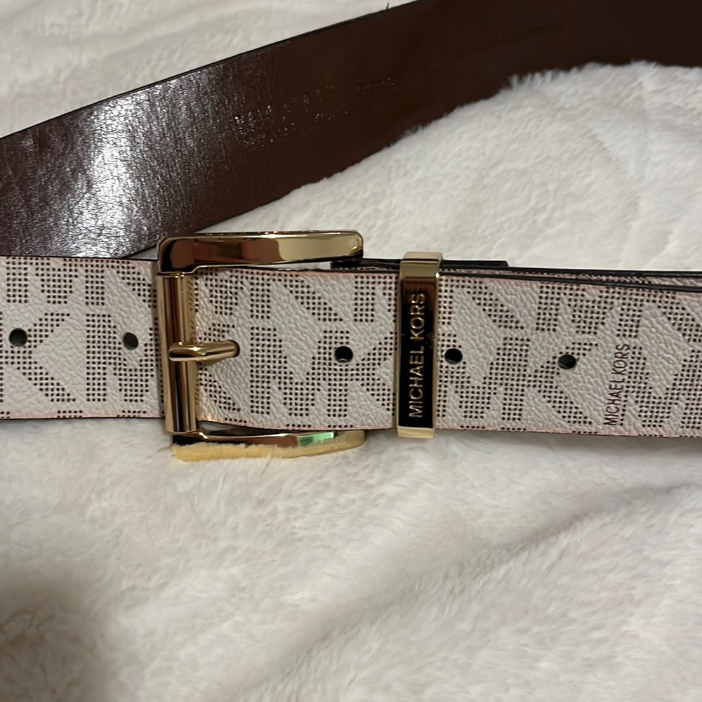 Mk belt M/L size